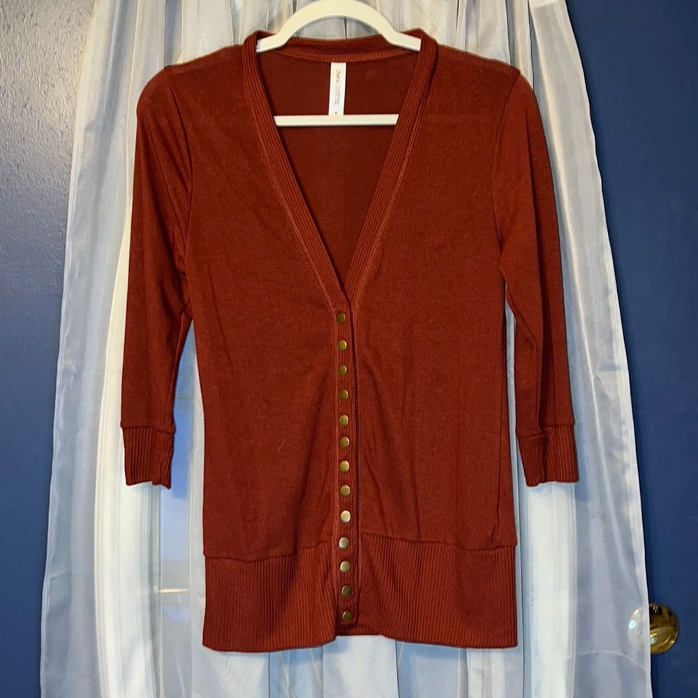 Zenana Outfitters multi button cardigan